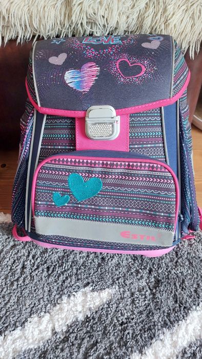 Ученическа раница, марка Estil