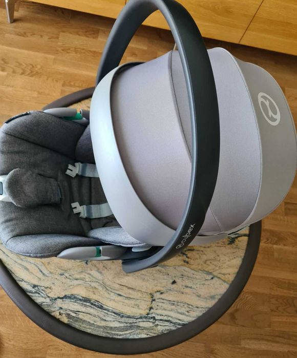 Cybex Platinum Кошче за кола Cloud Z2 i-SIZE + база