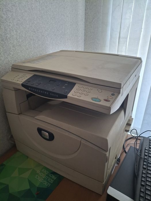 Продам МФУ принтер сканер Xerox 5020
