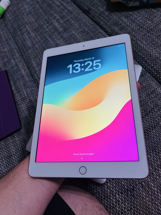 iPad 6 (2018) – Gold – 32 GB + Husă