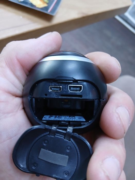 Продаю камеру SJCAM360