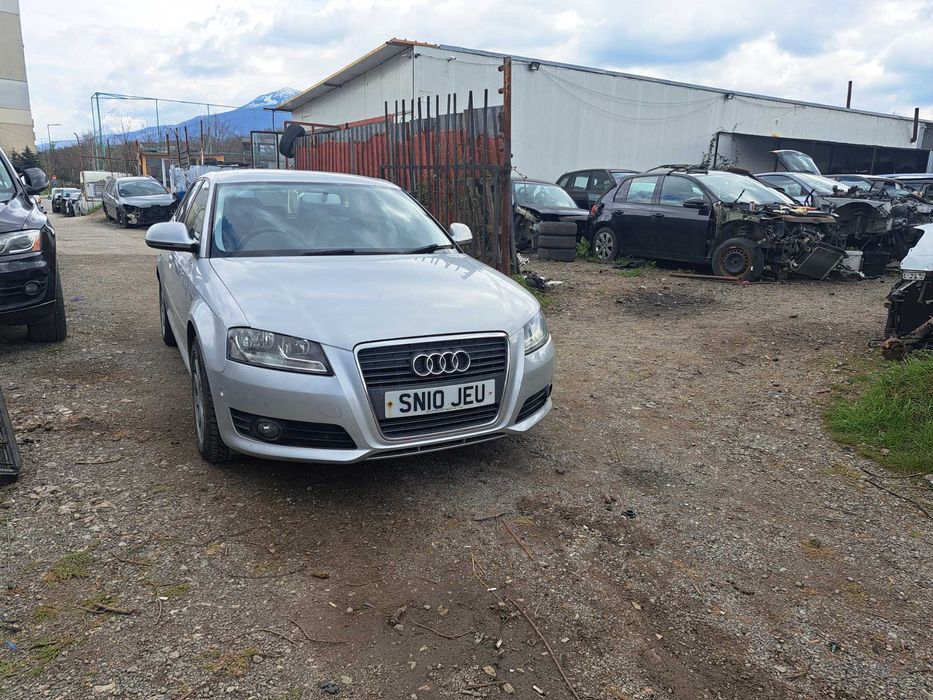 Продавам Audi a3 8p facelift 2011 1.6tdi 105hp, 5скорости на части.