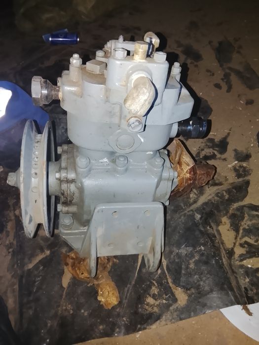 Продам компрессор