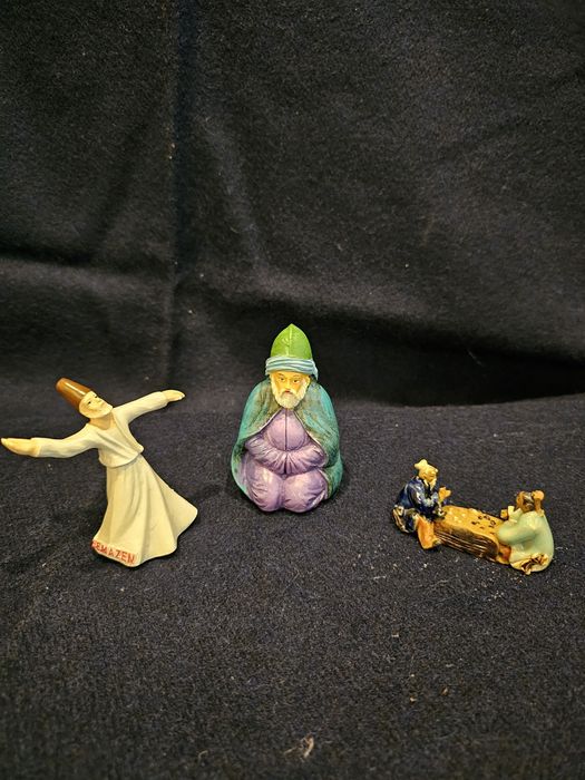 Дервиш - малки статуйки