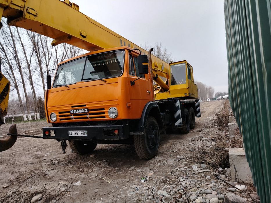 Auto kran sotiladi 16t
