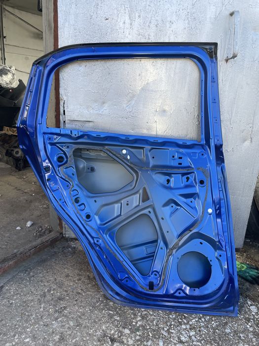 Задна лява врата за Suzuki Swift Сузуки Суифт 2024г-