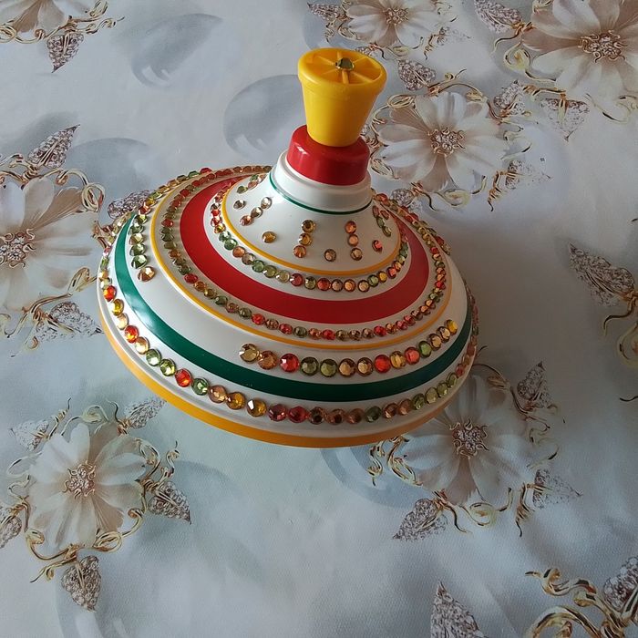 Продам юлу, состояние новой.