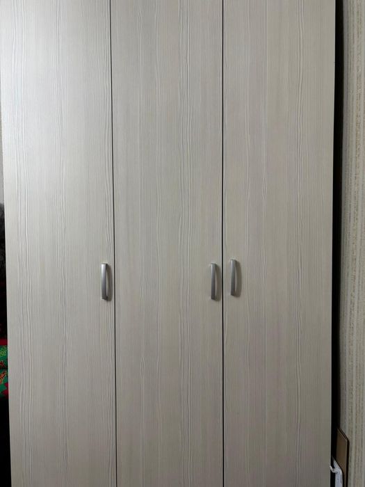 Шкаф 30 тыс.тенге