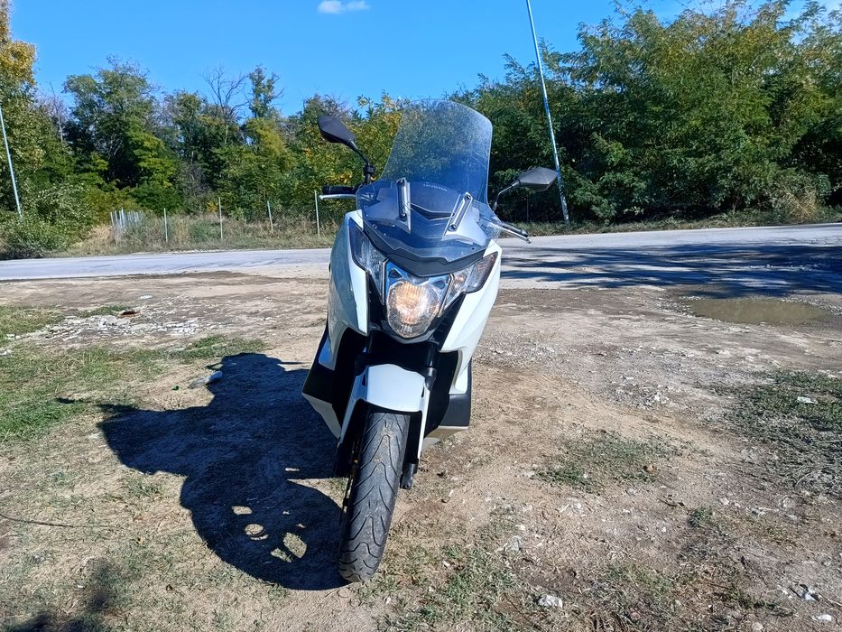 Honda Integra 700i  2012