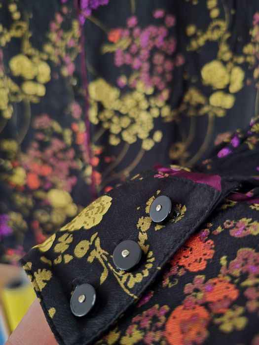 Страхотна флорална риза на Baum und pferdgarten от 100% вискоза