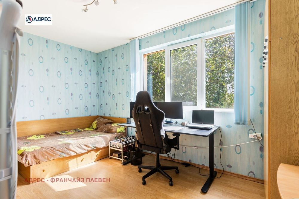 Продава се Къща в с. Брестовец, Област Плевен - 206 кв.м за 947 €/кв.м - Снимка #10