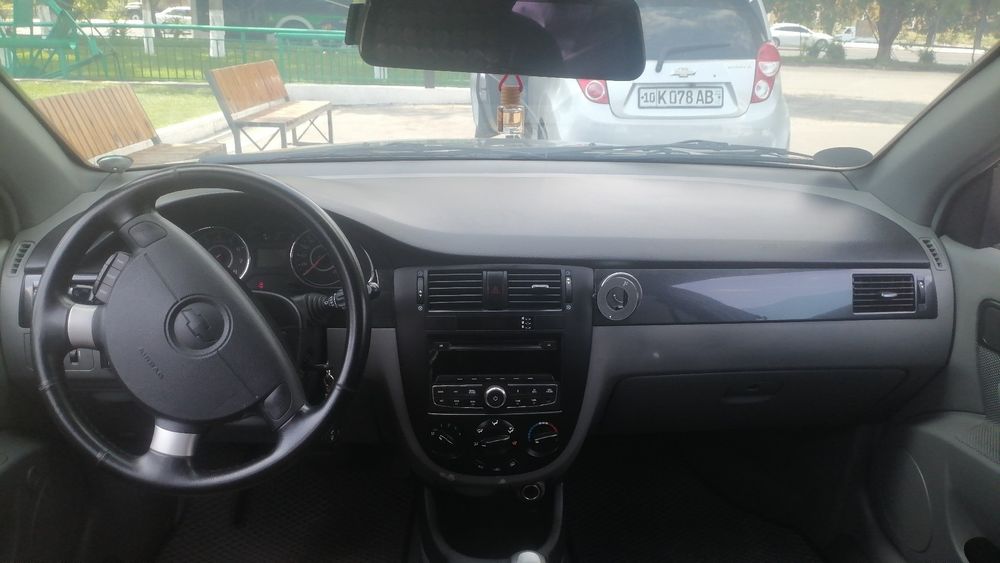 GENTRA AVTOMAT 2019 Srochna sotiladi Holati ideal
