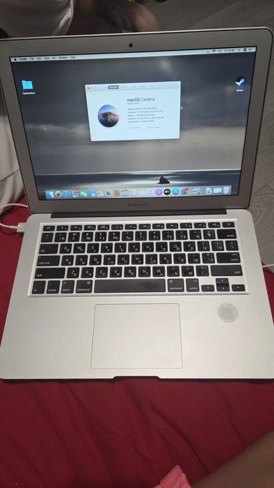 MacBook Air 2015 новый коробка есть