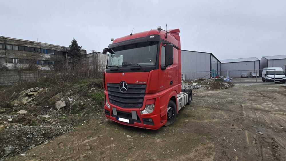 Mercedes Actros 1845