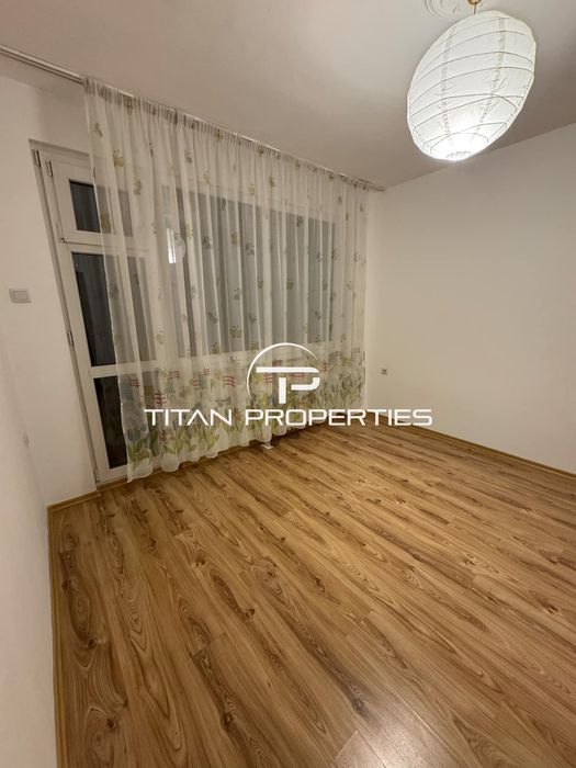 Дава се под наем Тристаен апартамент в Пловдив, Център - 90 кв.м за 350 € - Снимка #5