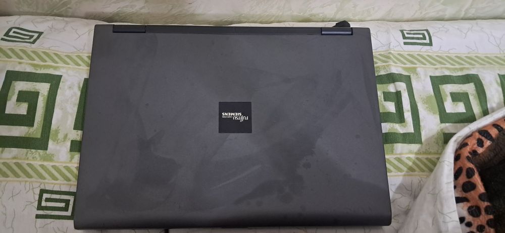 Продам ноутбук торг имеется