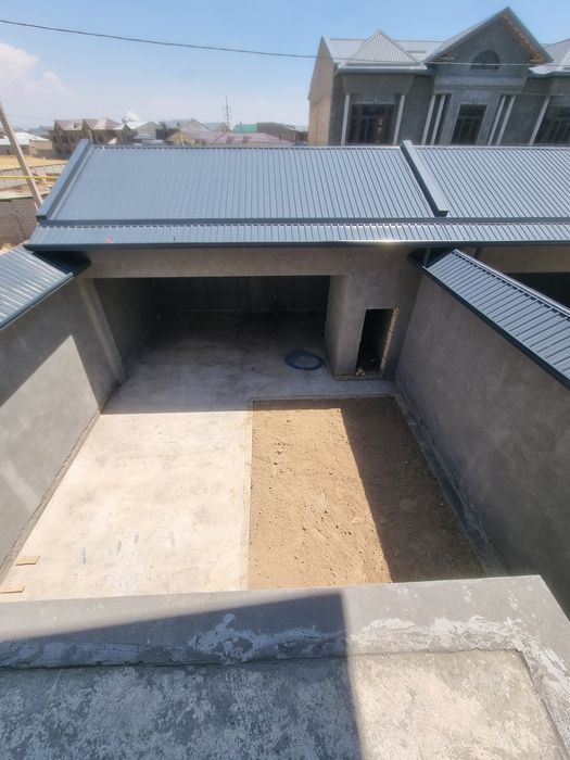 Продаётся дом! 2,20 соток 6 комнат, 2 холла, падвал. Дом г