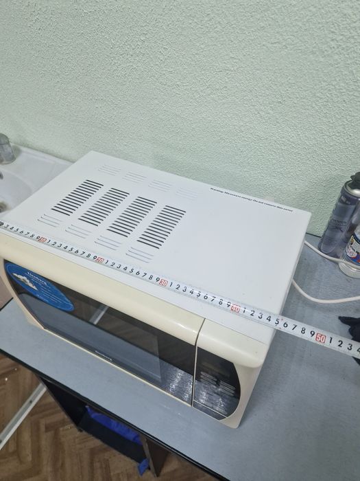 Продам микроволновую печь Elenberg