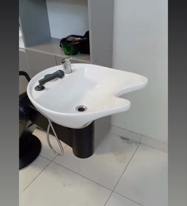 Продам мойка парикмахерская