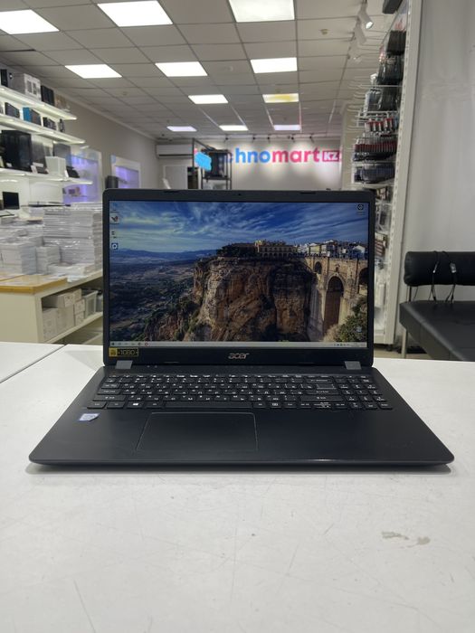 Ноутбук Acer с гарантией (СЛАВКОМ)
