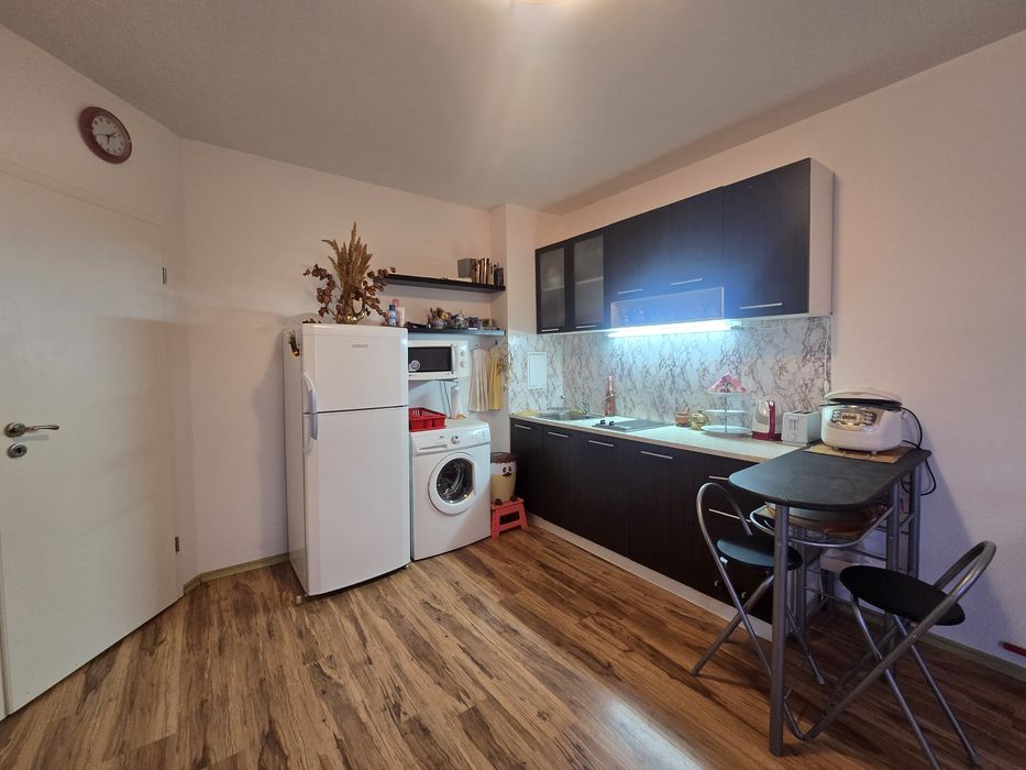 Продава се Двустаен апартамент в к.к. Слънчев бряг - 56 кв.м за 683 €/кв.м - Снимка #1