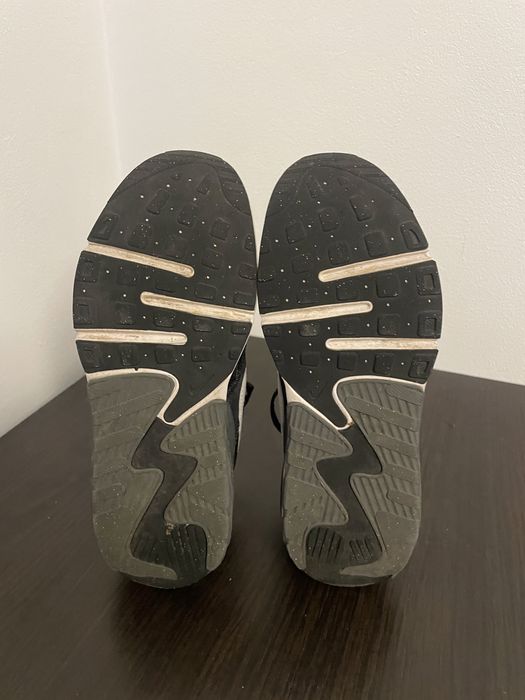 Adidasi Nike Air Max marimea 35.5