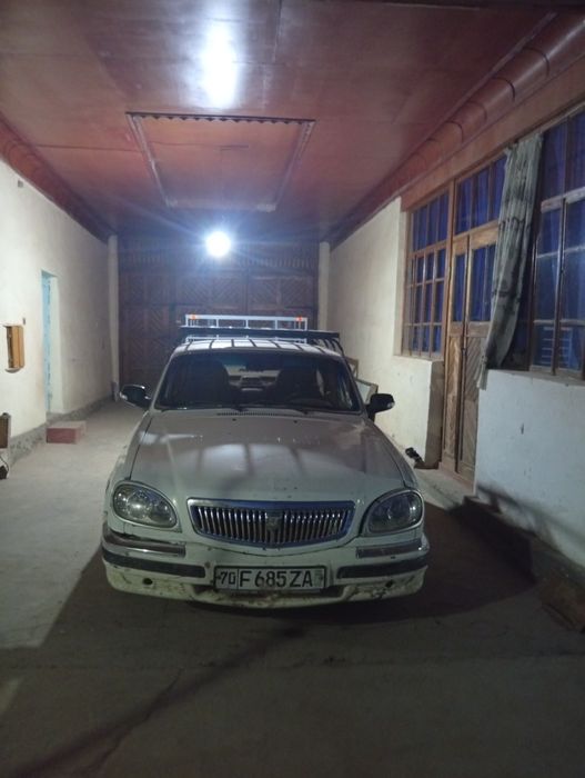 Volga 31105 va piresep sotiladi