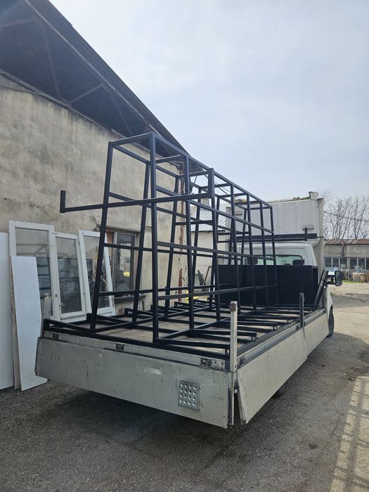 Пирамида за дограма