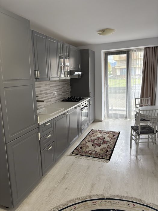 Proprietar vand studio Urban Residence vis a vis Coresi Mall!