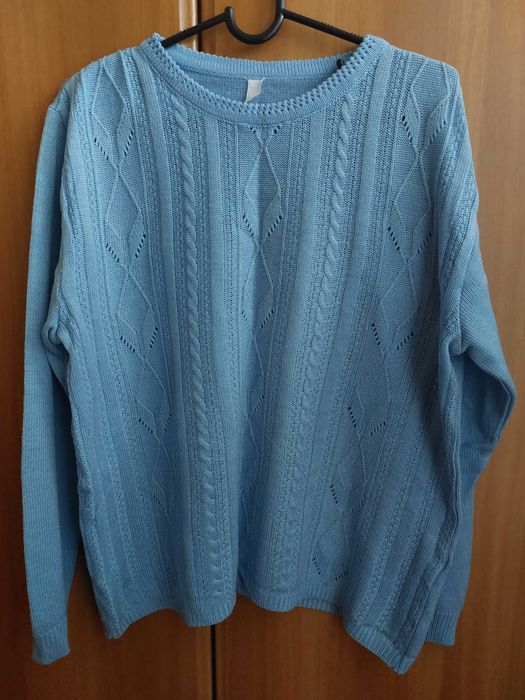 Pulover bleo cu model