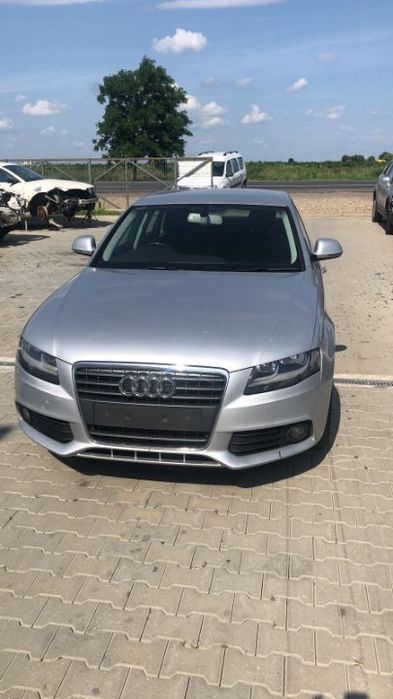 Dezmembram Audi A4, 2.0 D an fabr 2011