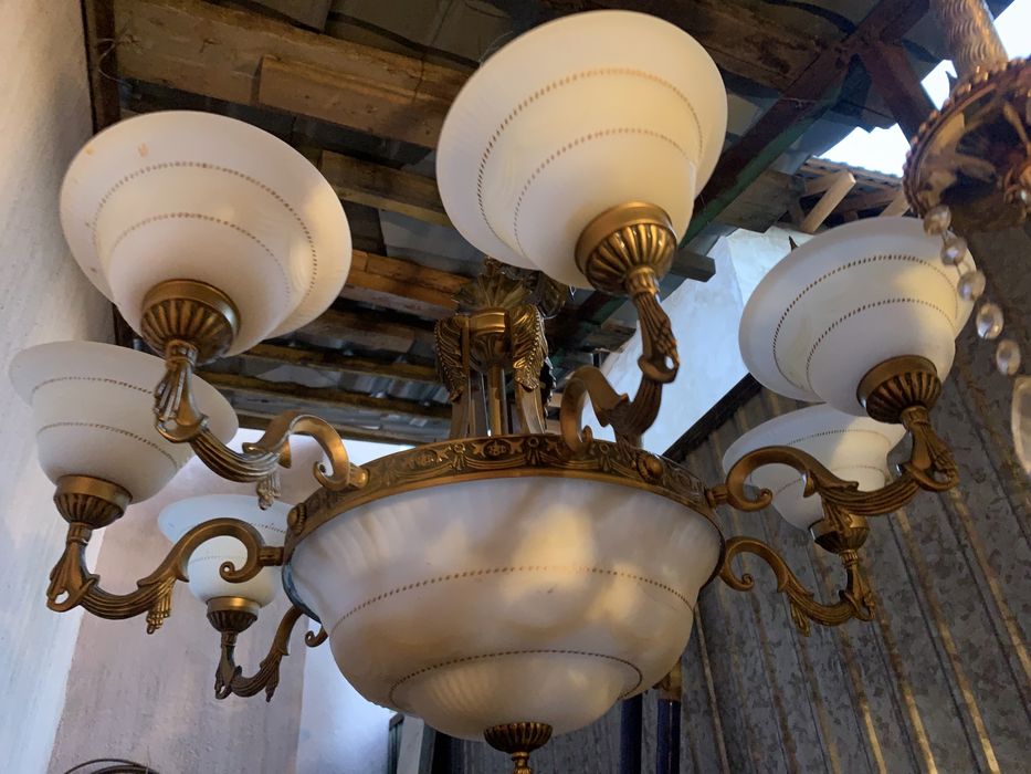 Люстры для гостиной