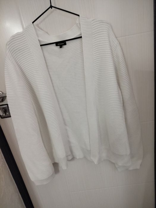 Распродажа хороших кофт