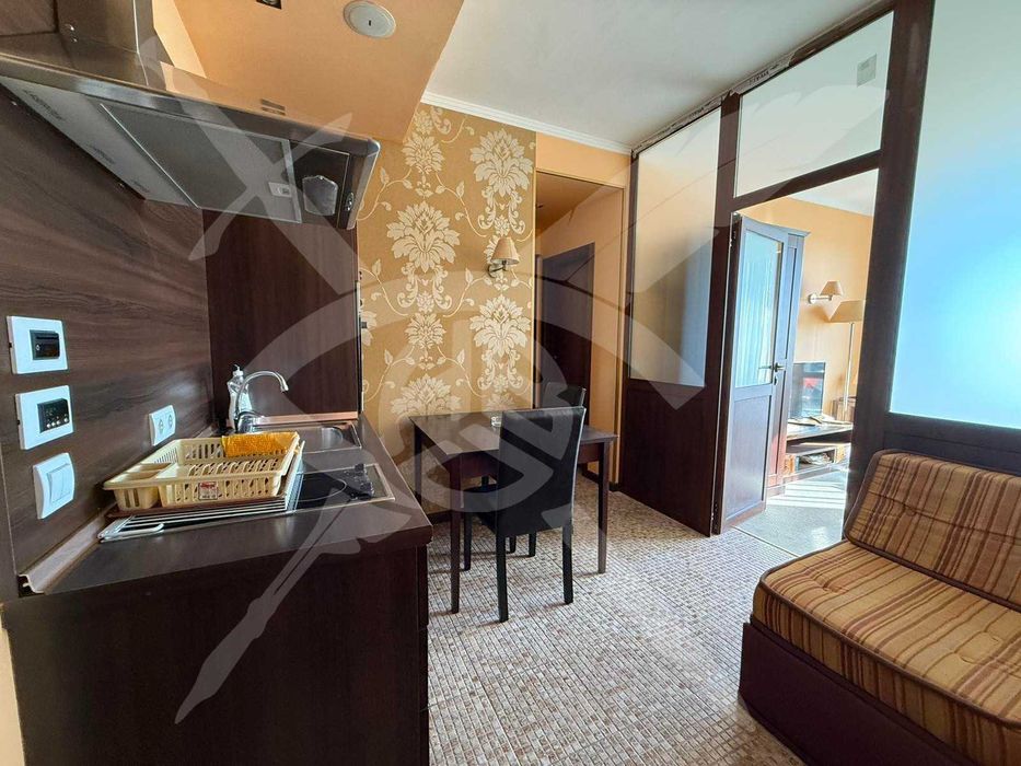 Продава се Тристаен апартамент в к.к. Слънчев бряг - 70 кв.м за 1258 €/кв.м - Снимка #1