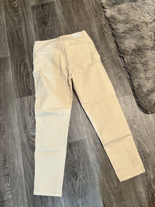 Бежевые/кремовые джинсы