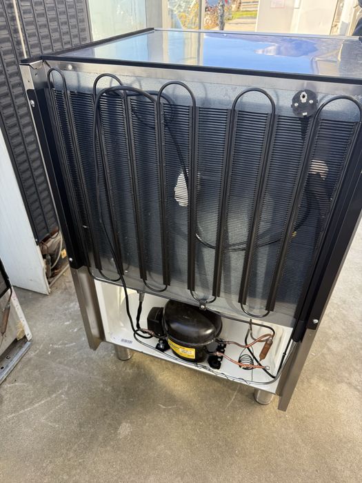 Професионален малък фризер GRam - Инокс