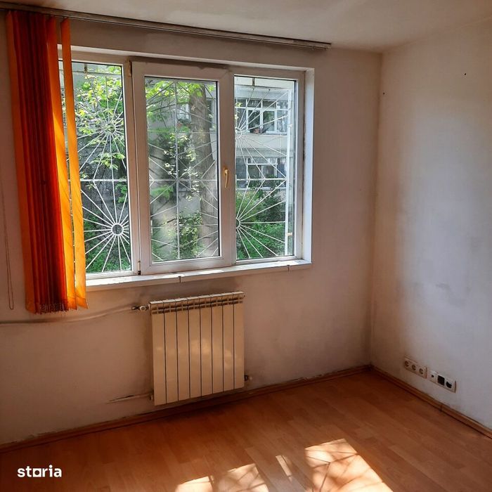 ap 4 camere str Cetatea de Balta S6