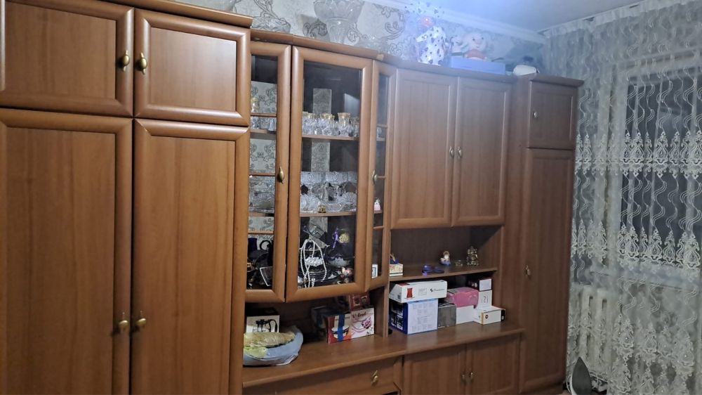 Гарнитур шифонер горка