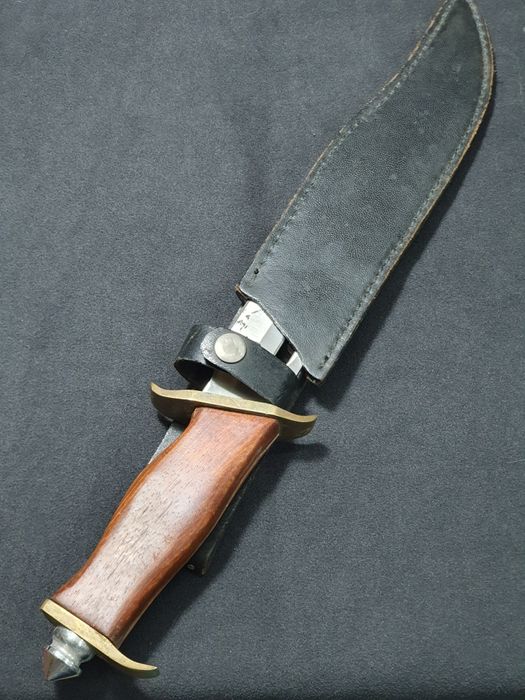 Cutit de vânătoare, briceag