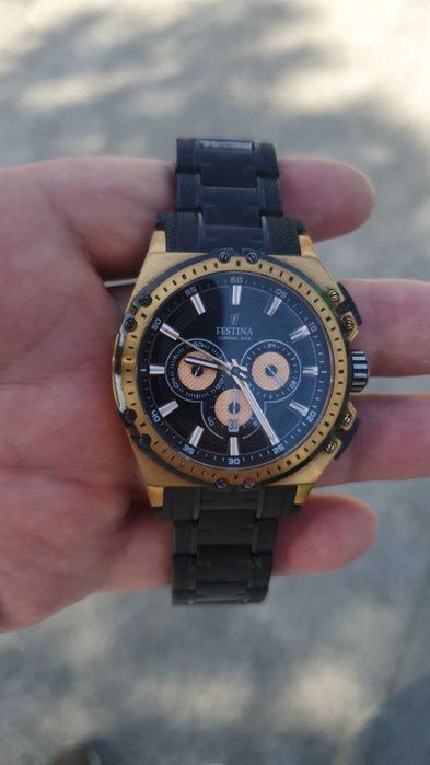 Продаётся часы в ташкенте