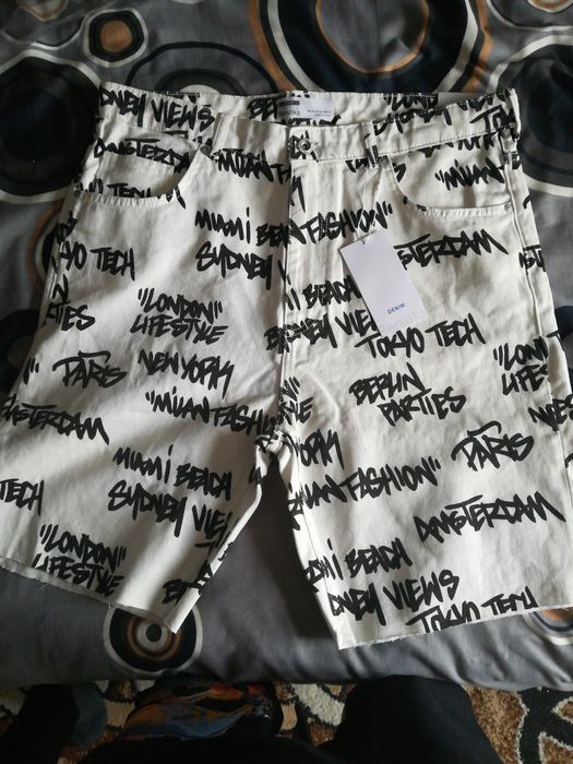 Blugi bershka noi