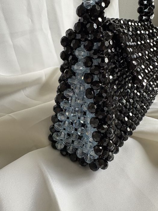 Великолепна чанта в два цвята