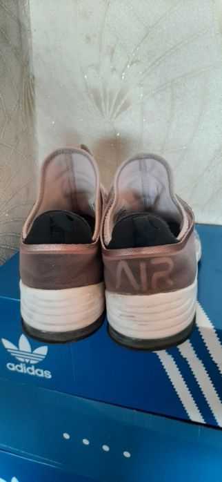 Отлични  Найк 38,-38,6