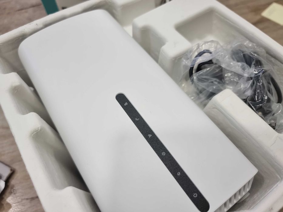 Безжичен рутер TP-Link NX220v, 5G, Wi-Fi 6, 4,67 Gbps,