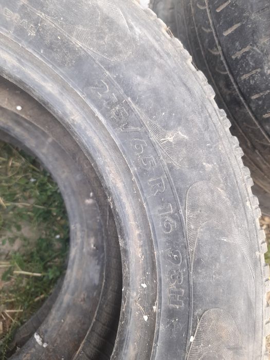 Шина 215/65/R16..