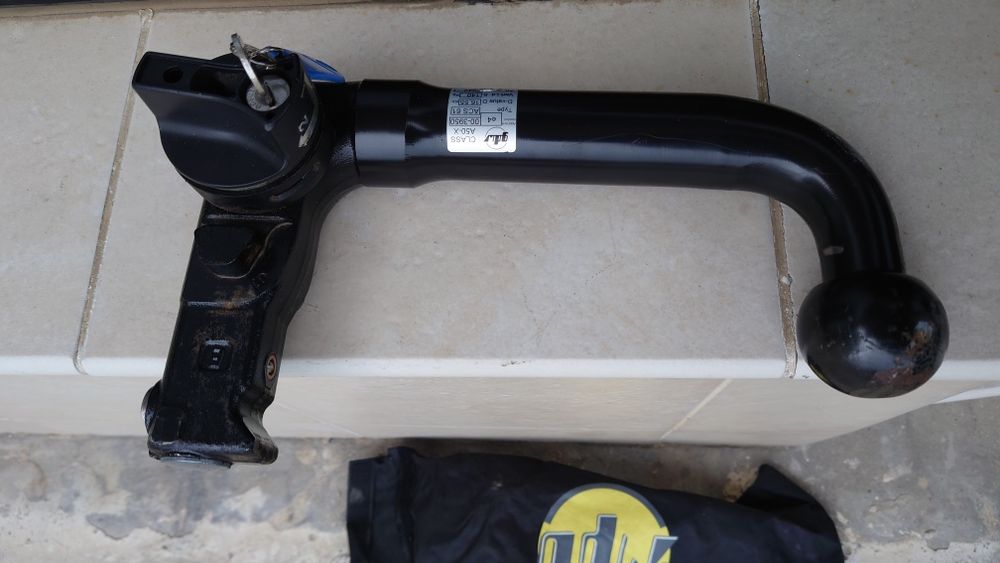 HONDA CRV Вертикално свалящата се кука за теглене за "Honda CR-V