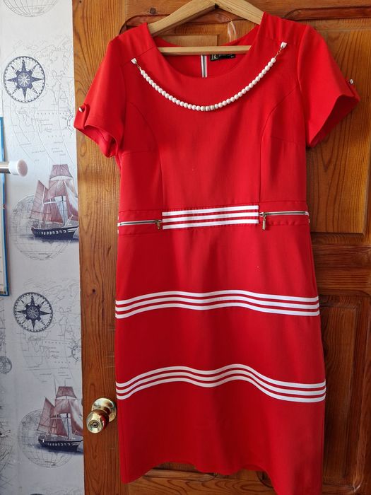 Платье вечернее ,нарядное ,длинное