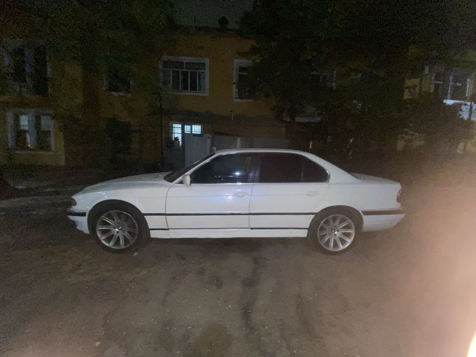 Бмв е38 740 хорошее состояние