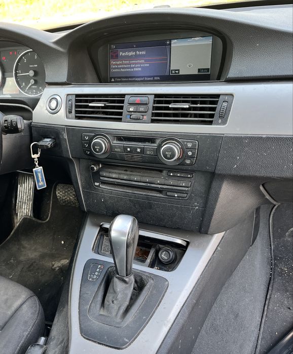 Бмв е91 2.0D 163 на части