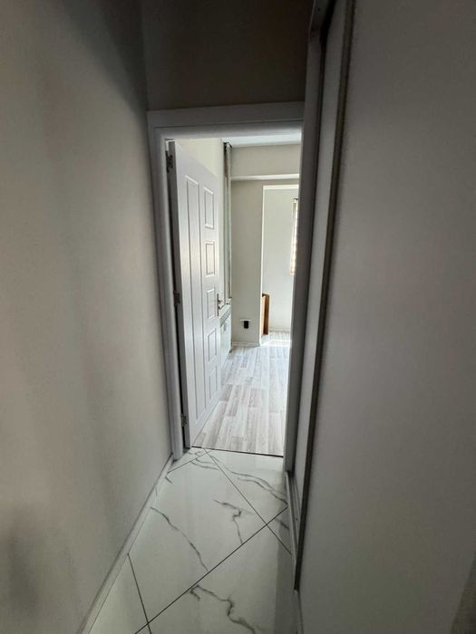 Продава се Двустаен апартамент в Плевен, Сторгозия - 50 кв.м за 1350 €/кв.м - Снимка #3